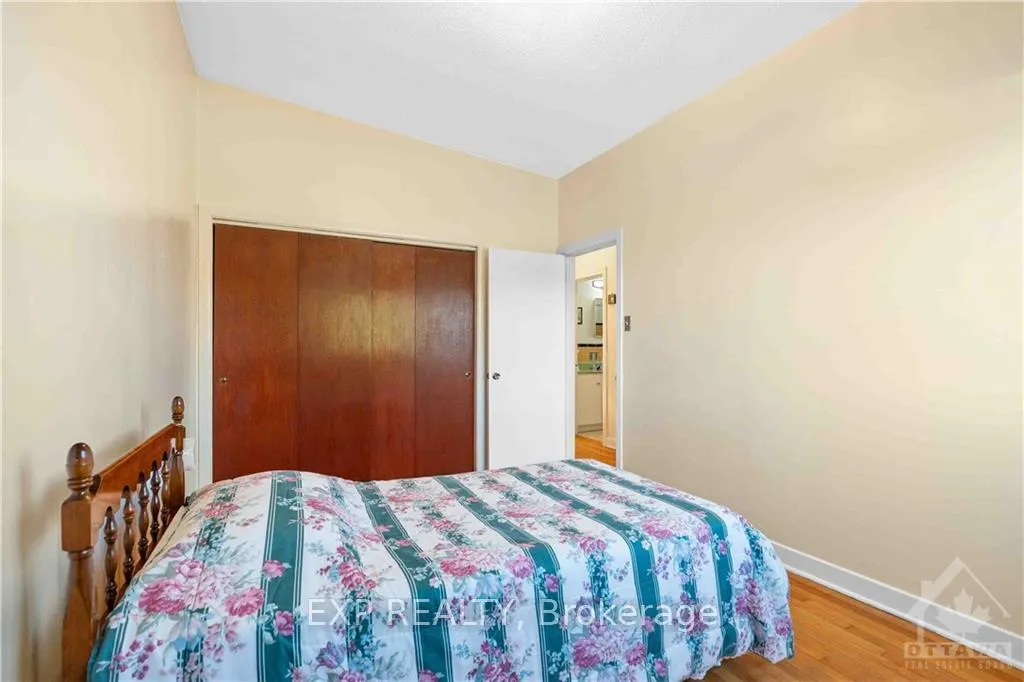 Photo 4 of 1348 Vancouver Avenue, Ottawa, Ellwood — HOMEH