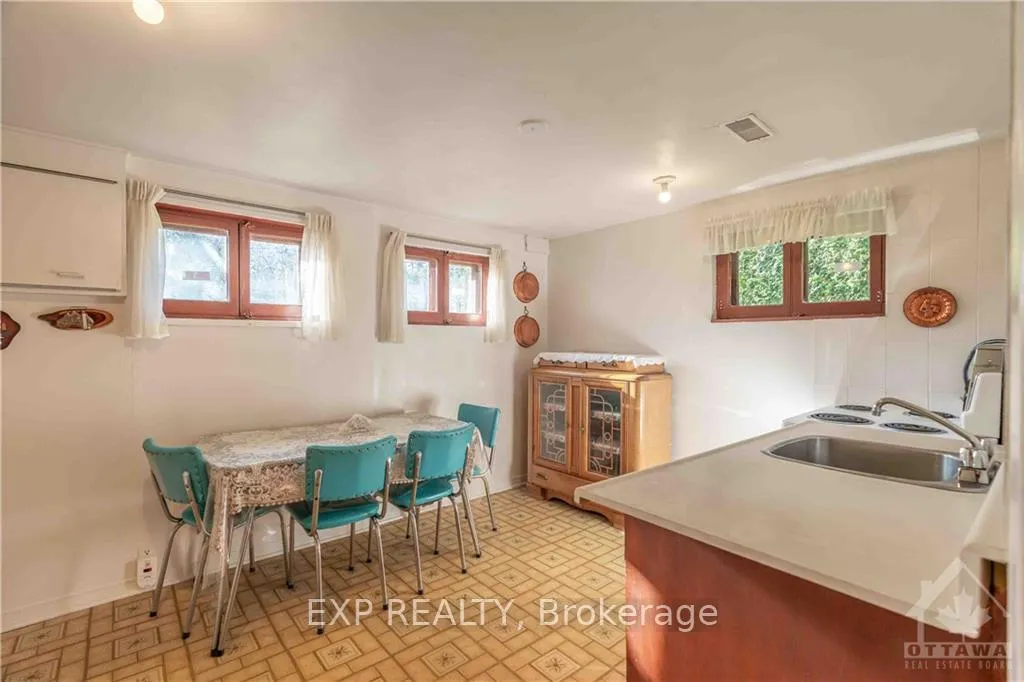 Photo 7 of 1348 Vancouver Avenue, Ottawa, Ellwood — HOMEH
