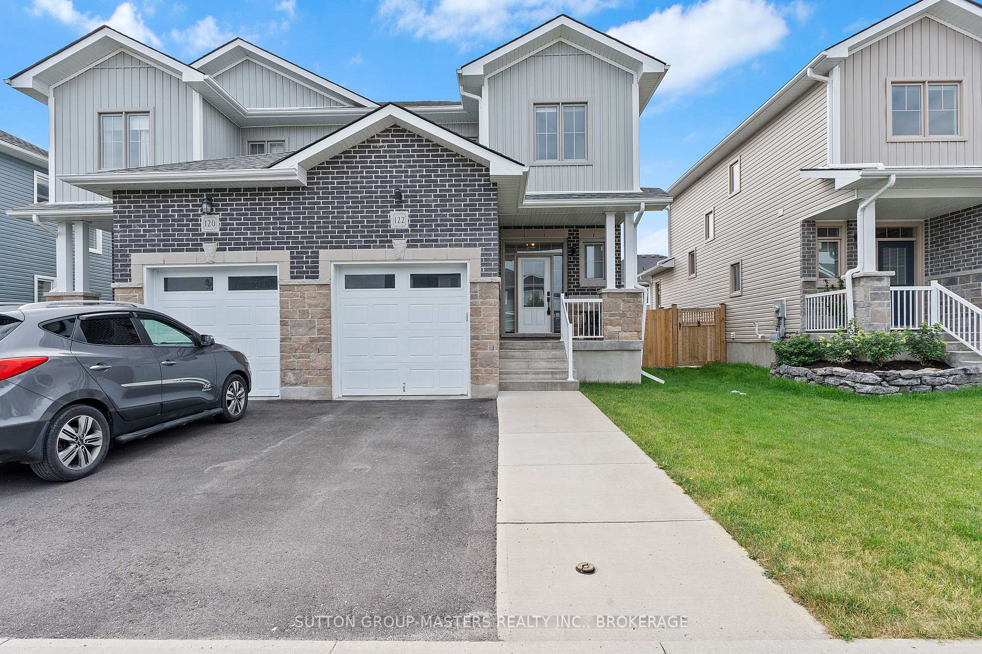 Photo 2 of 122 Hazlett Street, Loyalist, Amherstview — HOMEH