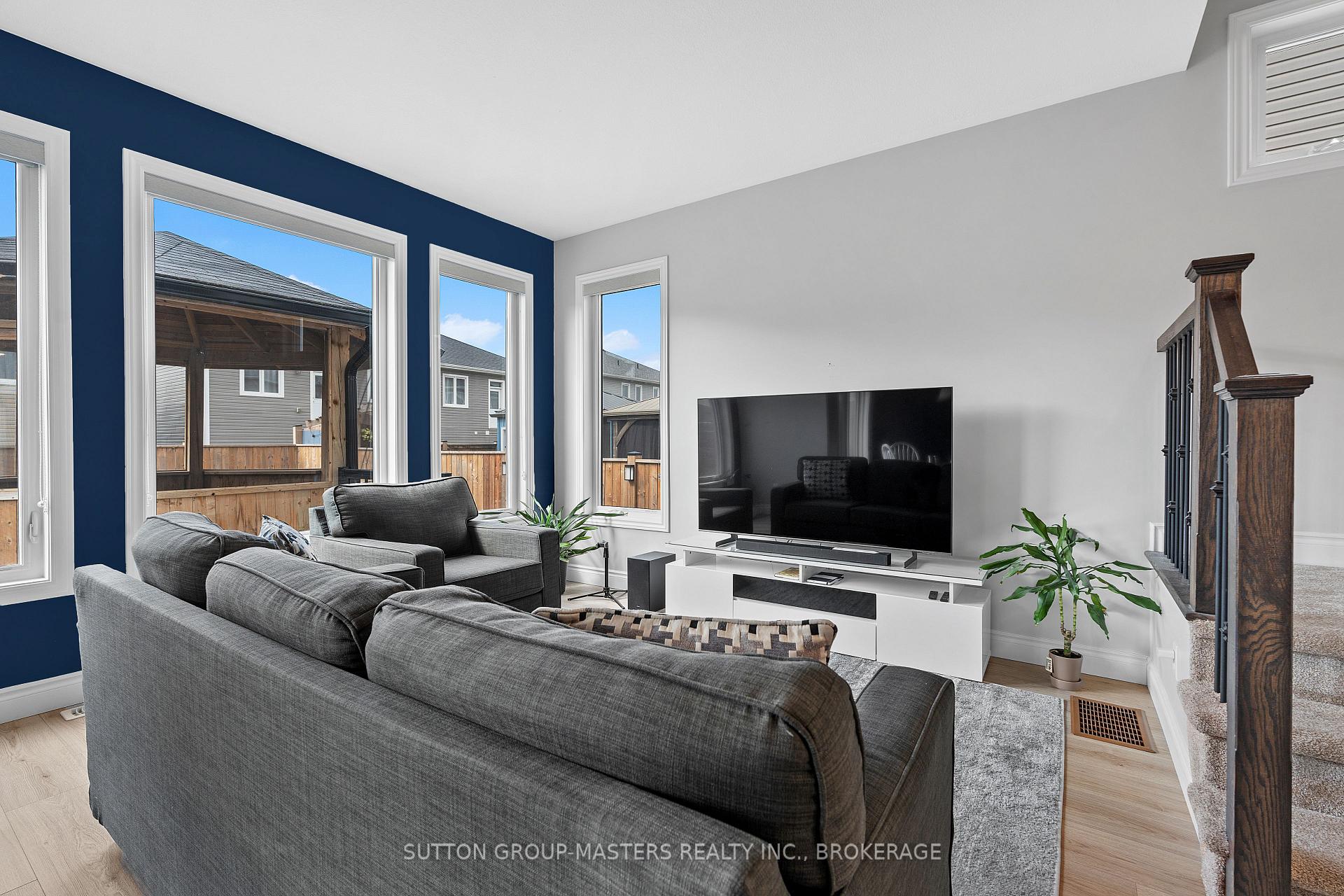 Photo 7 of 122 Hazlett Street, Loyalist, Amherstview — HOMEH