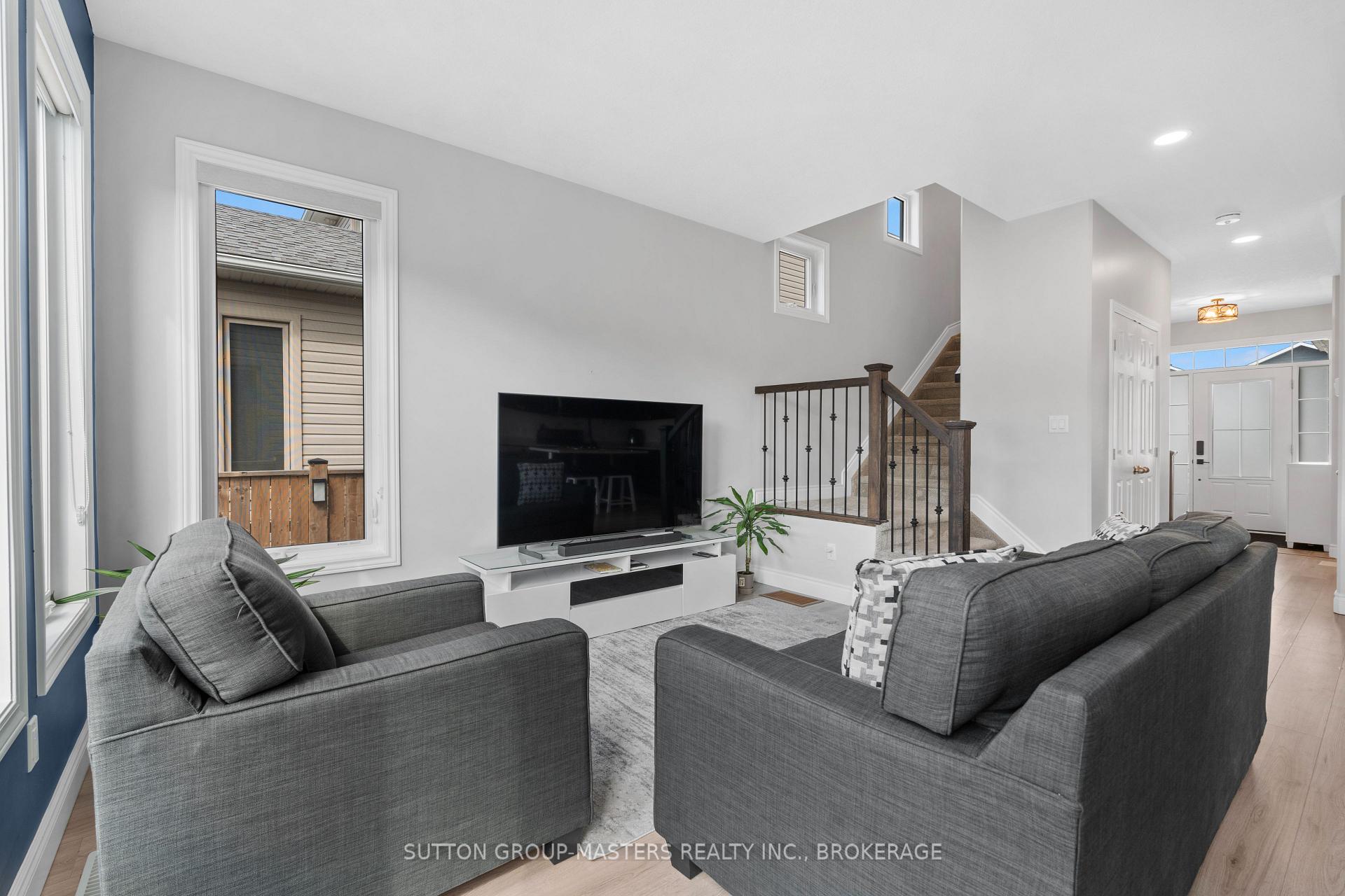 Photo 8 of 122 Hazlett Street, Loyalist, Amherstview — HOMEH