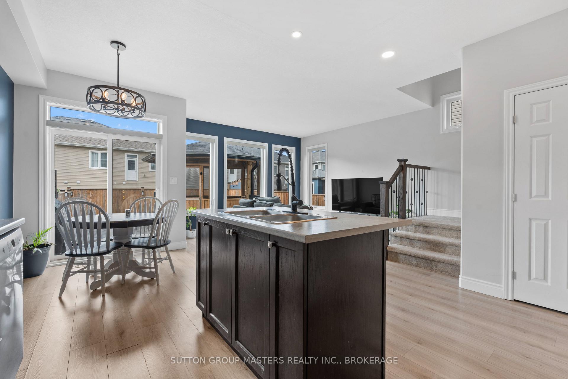 Photo 13 of 122 Hazlett Street, Loyalist, Amherstview — HOMEH