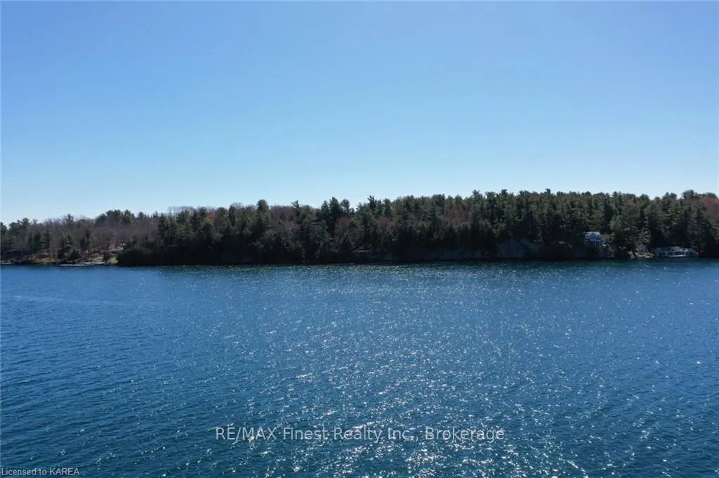Photo of A Club Island