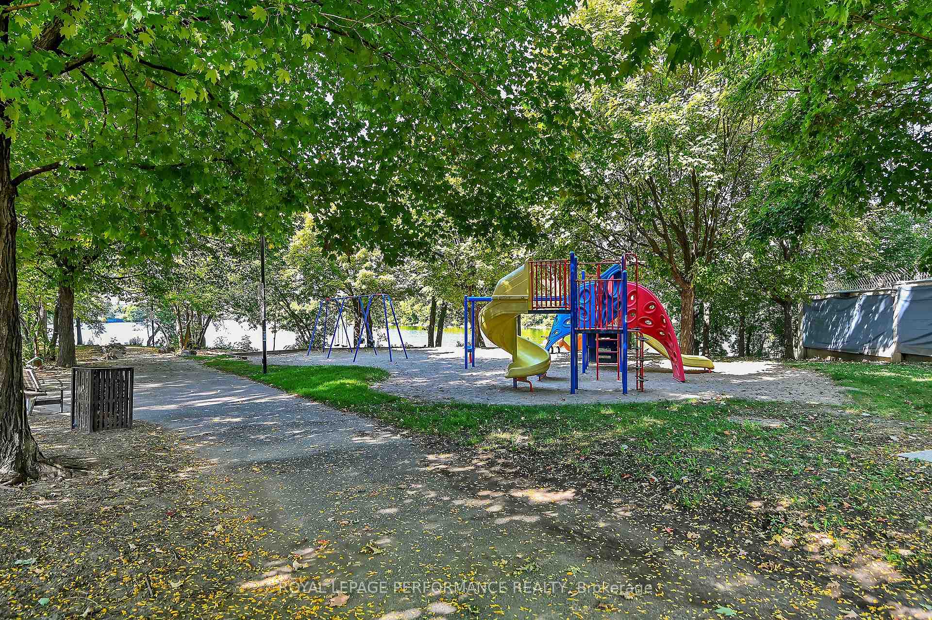 Photo 31 of 366 Bruyere Street, Ottawa, Lower Town — HOMEH