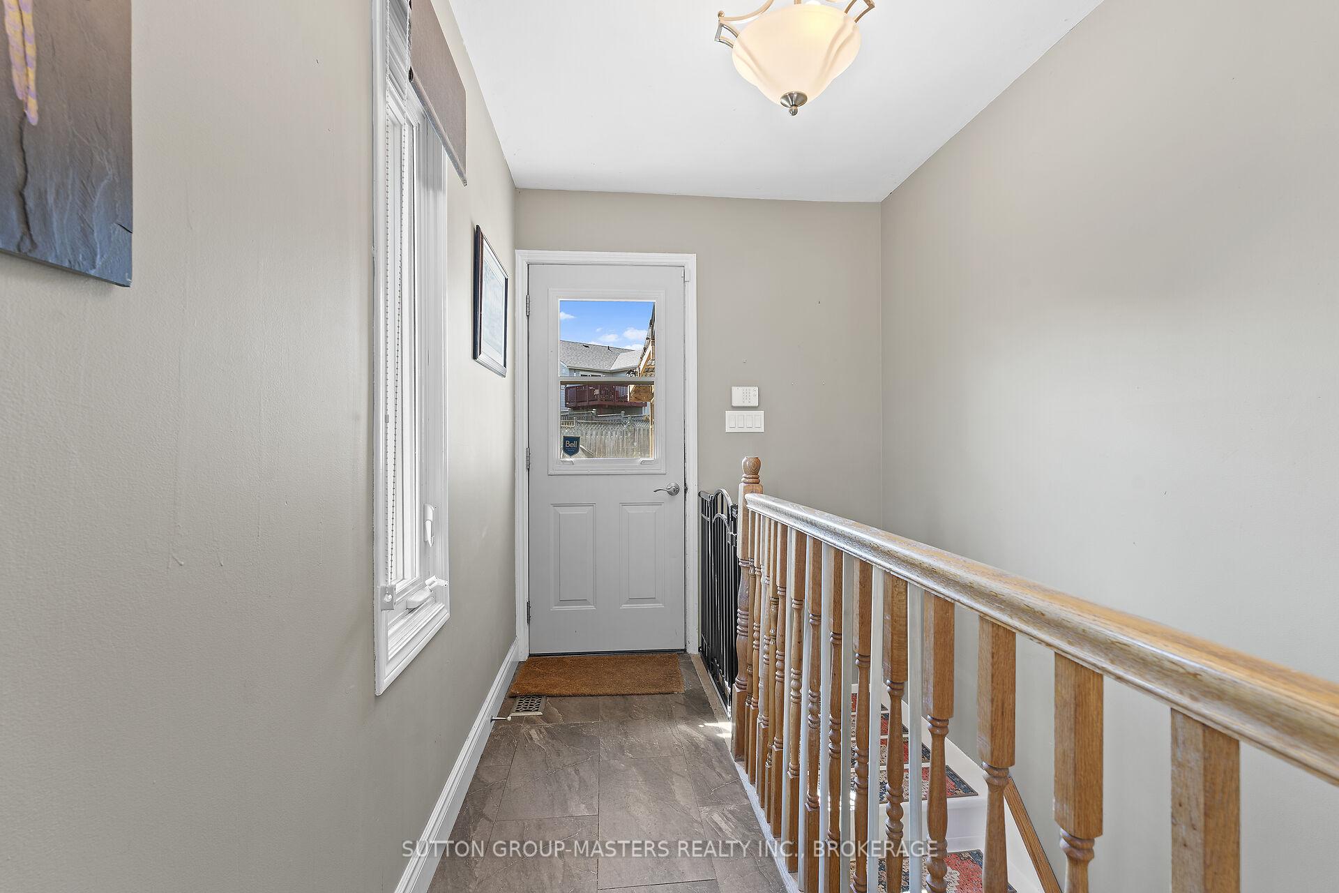 Photo 24 of 95 Nicholson Crescent, Loyalist, Amherstview — HOMEH