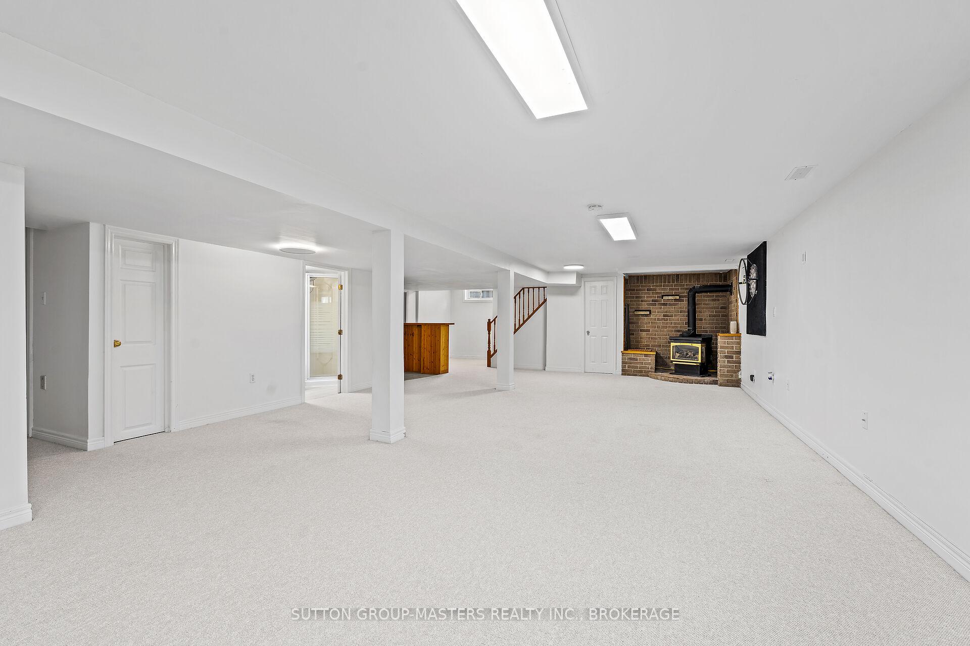 Photo 28 of 95 Nicholson Crescent, Loyalist, Amherstview — HOMEH