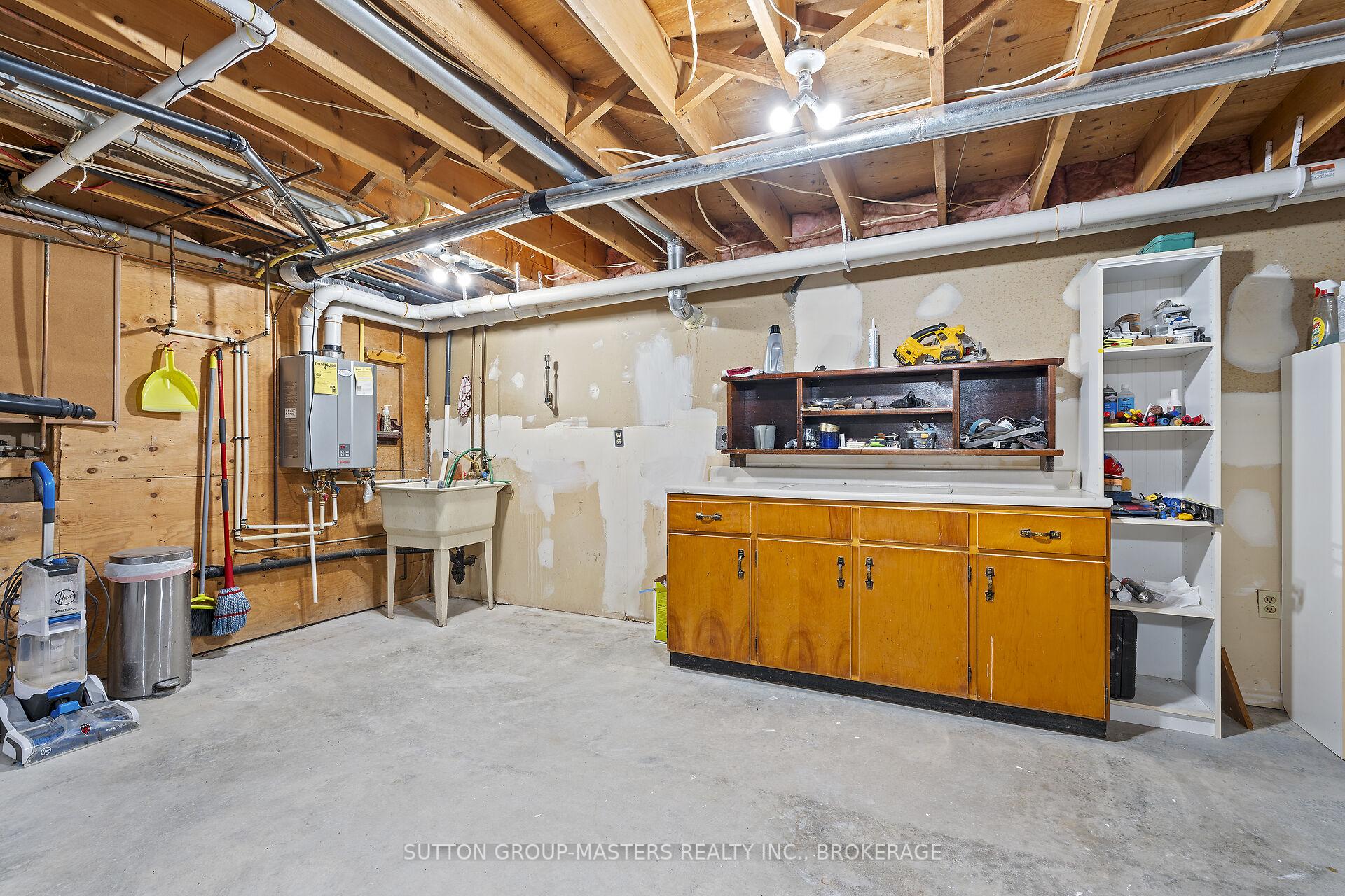 Photo 34 of 95 Nicholson Crescent, Loyalist, Amherstview — HOMEH