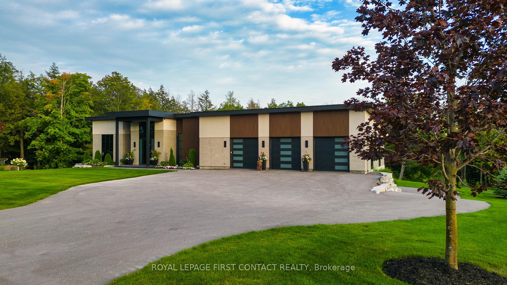 Photo 3 of 2761 Lockhart Road, Innisfil, Rural Innisfil — HOMEH