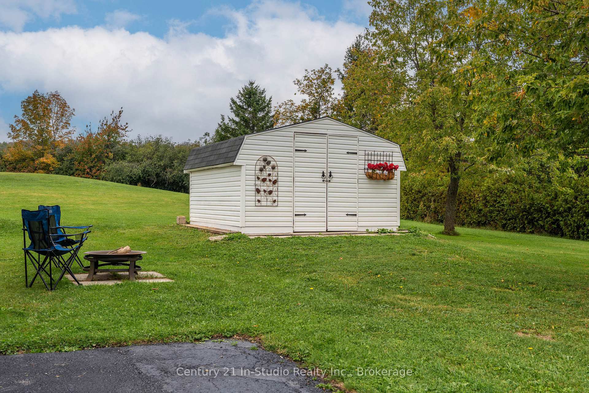 Photo 3 of 618134 Grey 18 Road, Meaford — HOMEH