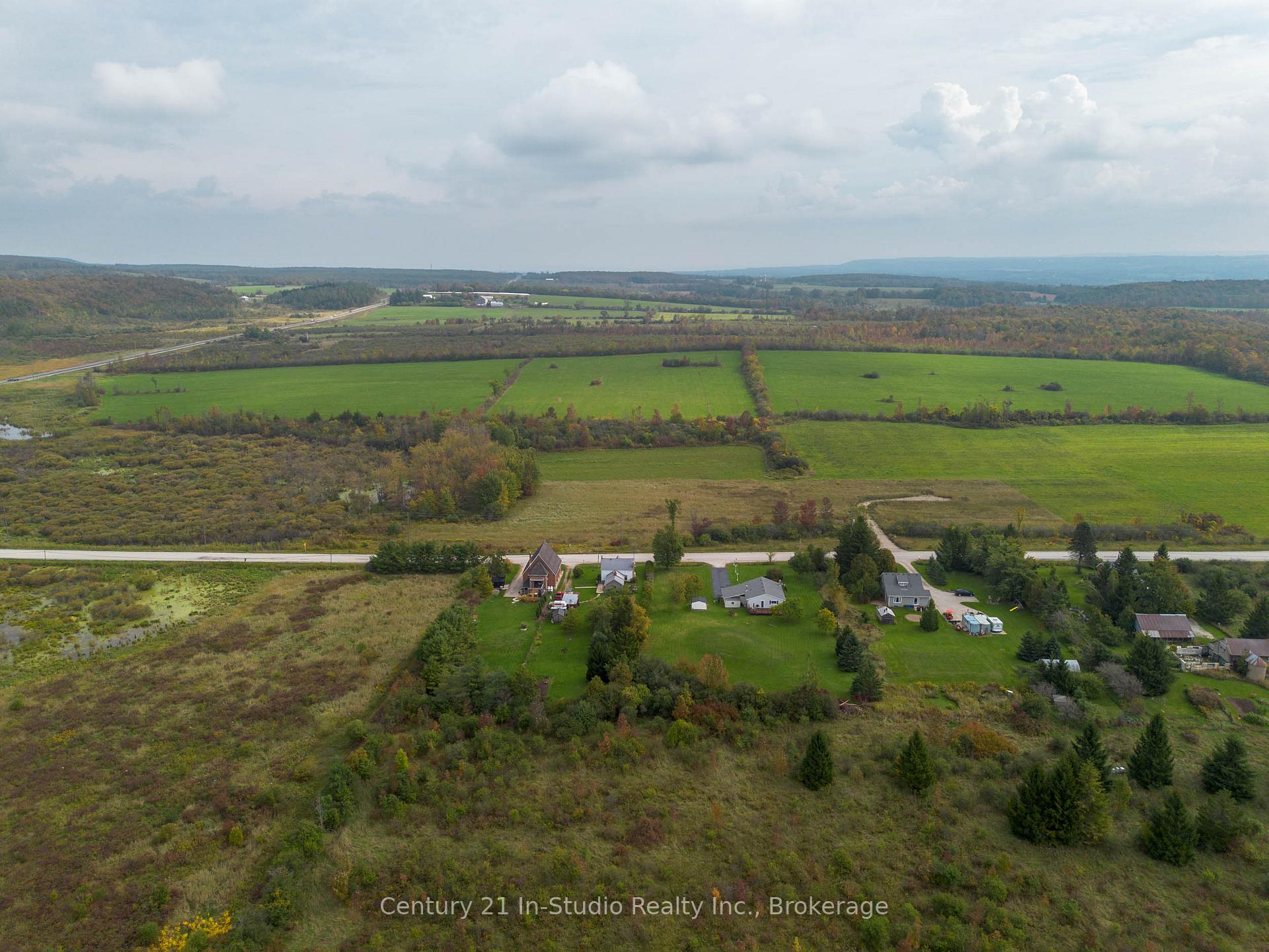 Photo 10 of 618134 Grey 18 Road, Meaford — HOMEH