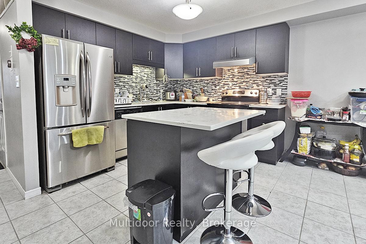 Photo 4 of 19 Machado Street, Kitchener, Huron Park — HOMEH