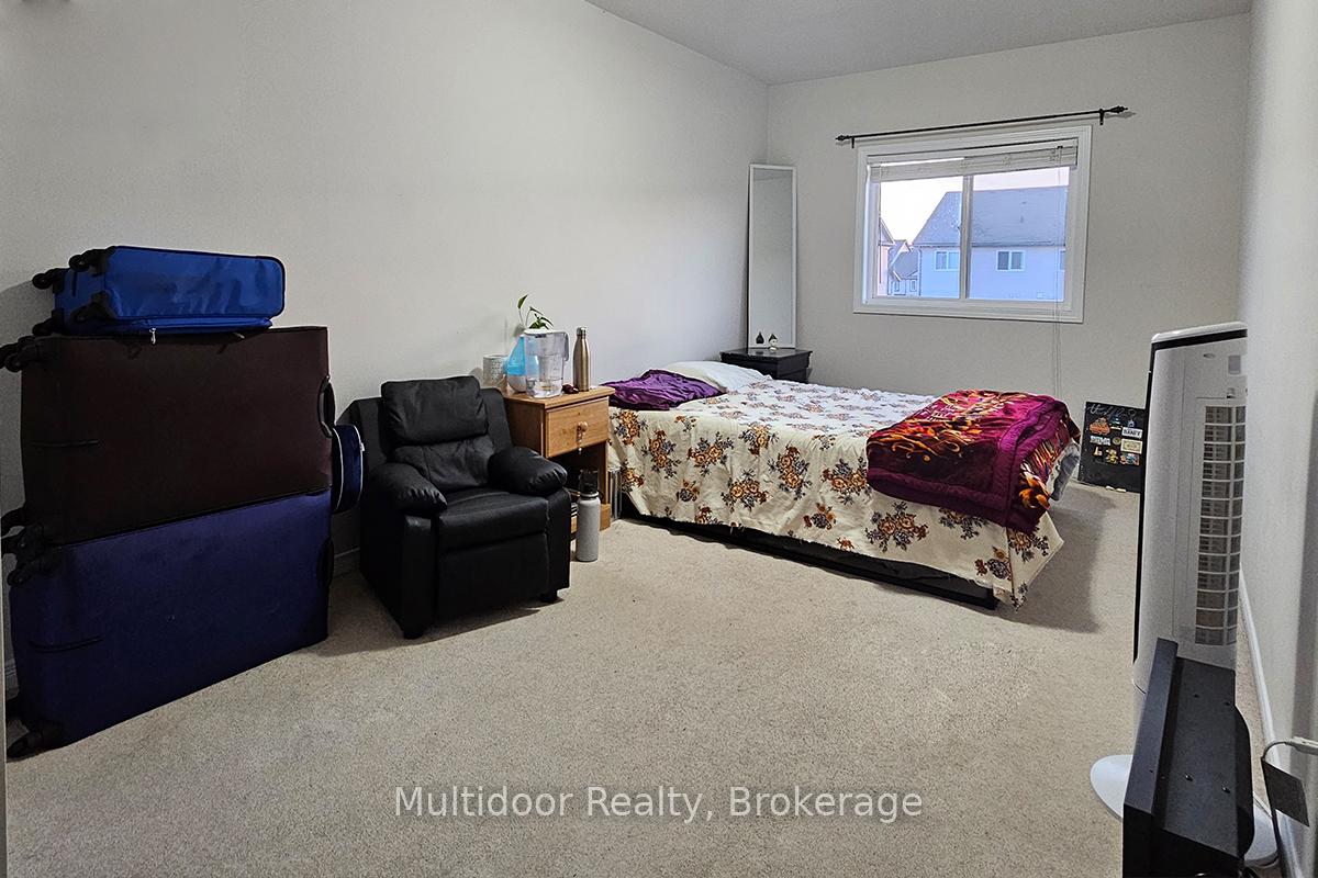 Photo 7 of 19 Machado Street, Kitchener, Huron Park — HOMEH