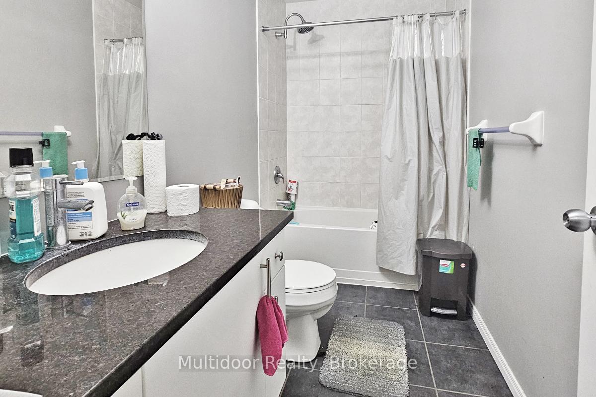 Photo 12 of 19 Machado Street, Kitchener, Huron Park — HOMEH