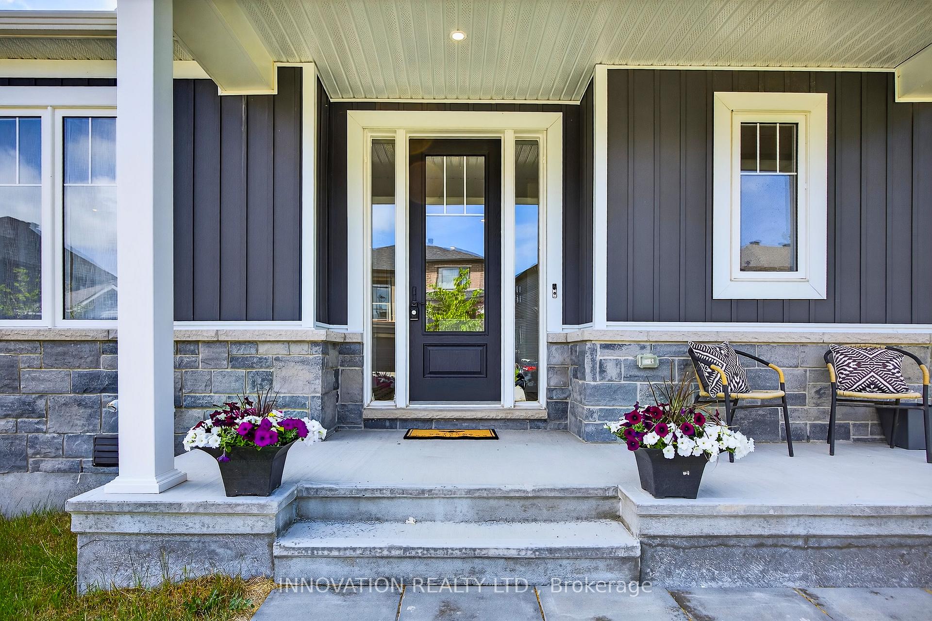 Photo 2 of 814 Companion Crescent, Ottawa, Mahogany Community — HOMEH