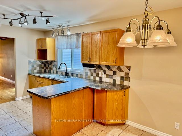 Photo 12 of 136 Amy Lynn Drive, Loyalist, Amherstview — HOMEH