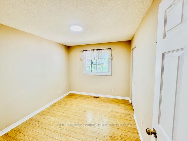 Photo 25 of 136 Amy Lynn Drive, Loyalist, Amherstview — HOMEH
