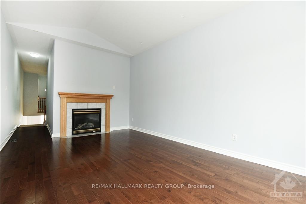 Photo 1 of 3 Wallsend Avenue, Ottawa, Kanata - Morgan's Grant/South March — HOMEH