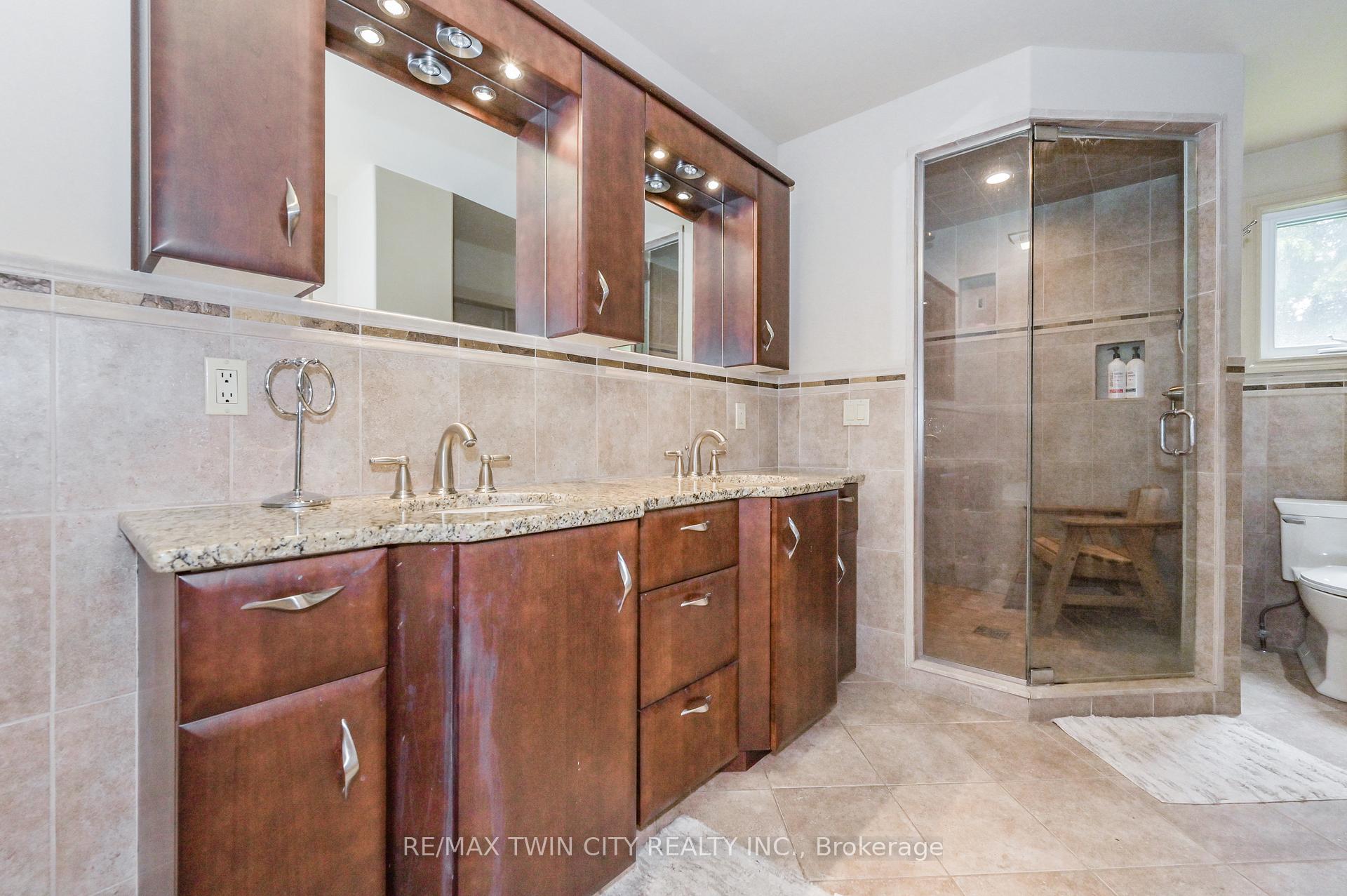 Photo 26 of 7648 Wellington Rd 12 Street, Mapleton, Rural Mapleton — HOMEH