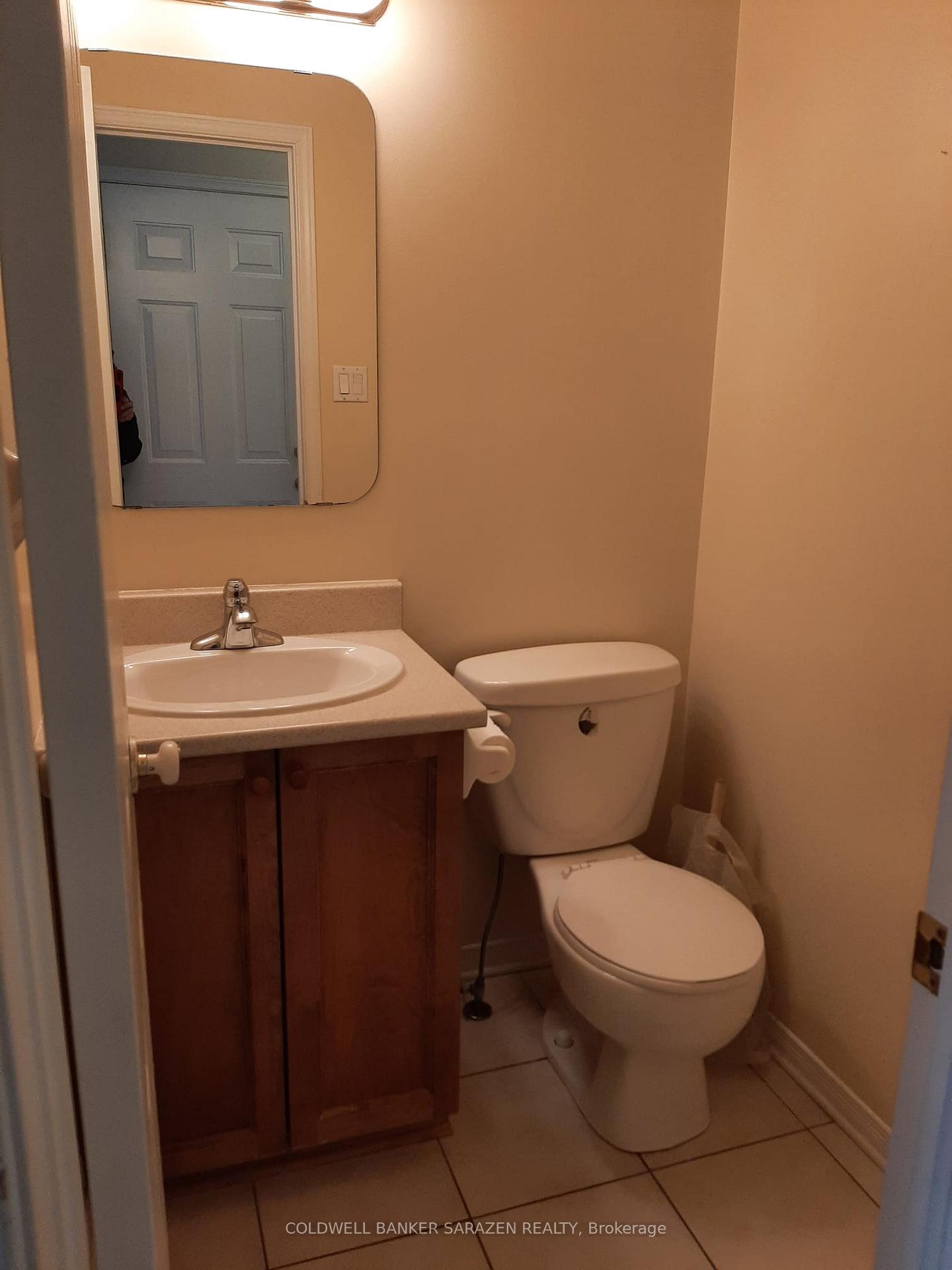 Photo 7 of 12 Binbury Way, Ottawa, Hunt Club Park/Greenboro — HOMEH