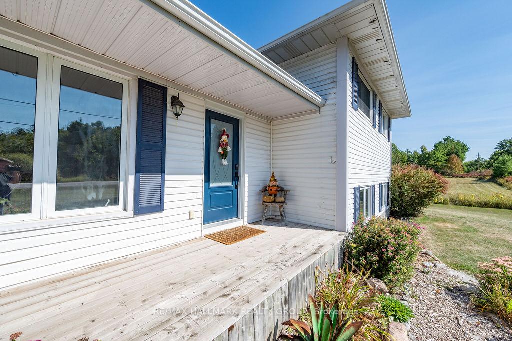 Photo 3 of 921 Mill Ridge Road, McNab/Braeside, Mcnab/Braeside Twps — HOMEH