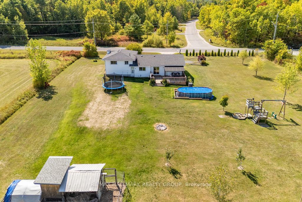 Photo 21 of 921 Mill Ridge Road, McNab/Braeside, Mcnab/Braeside Twps — HOMEH