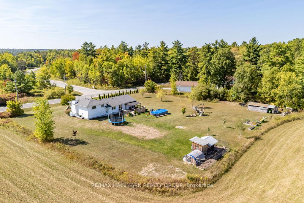 Photo 23 of 921 Mill Ridge Road, McNab/Braeside, Mcnab/Braeside Twps — HOMEH