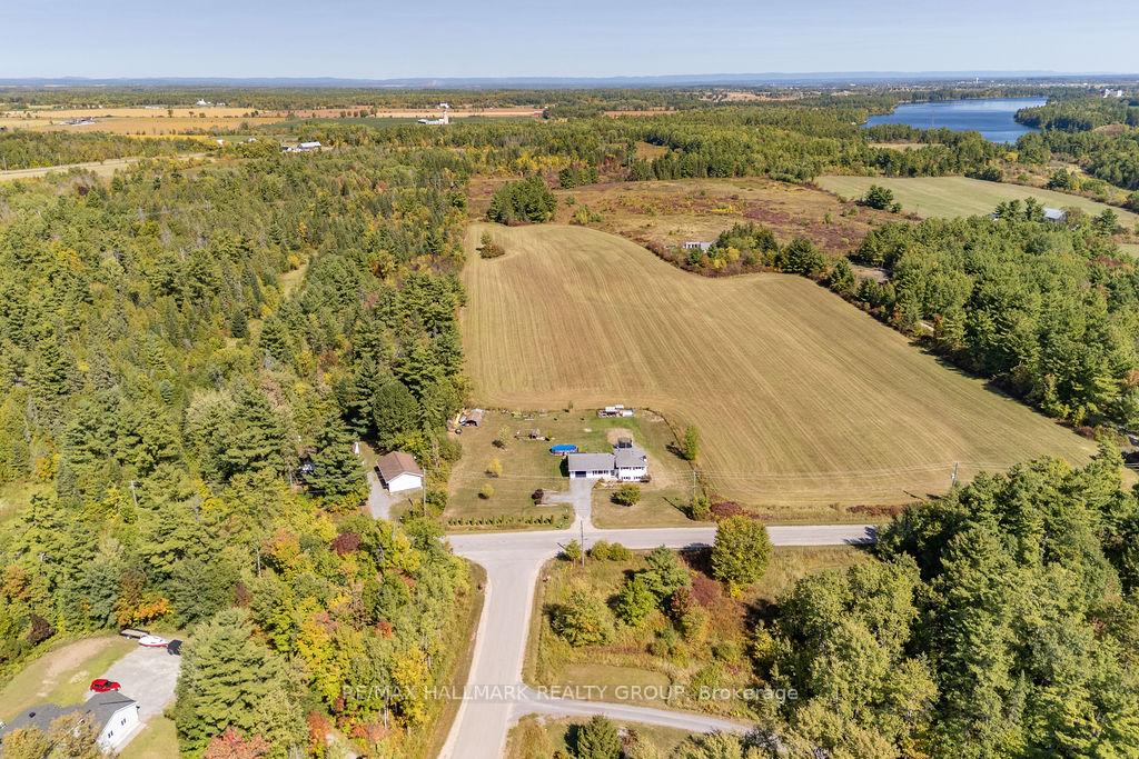 Photo 24 of 921 Mill Ridge Road, McNab/Braeside, Mcnab/Braeside Twps — HOMEH