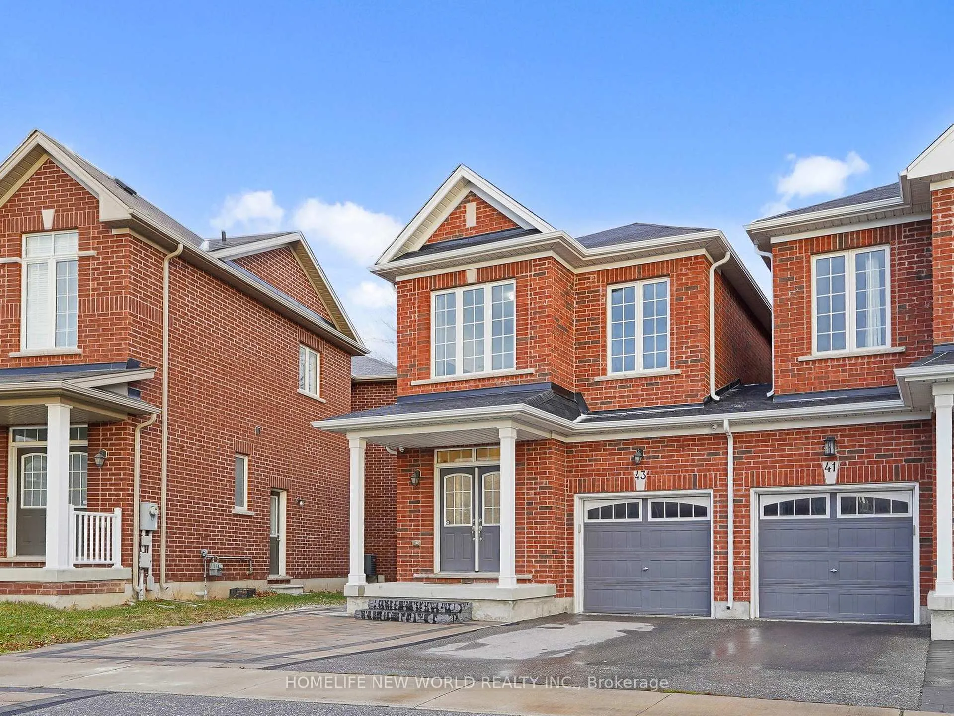Photo 10 of 43 Titan Trail, Markham, Cedarwood — HOMEH