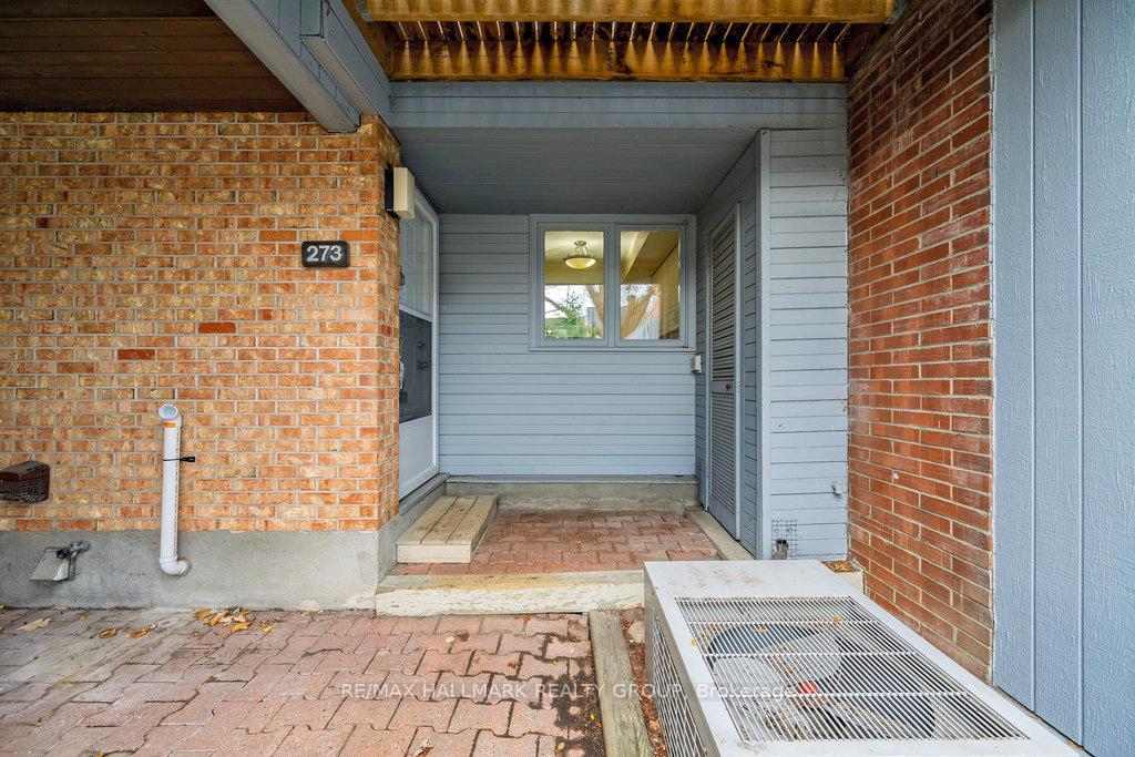 Photo 2 of 273 Bruyere Street, Ottawa, Lower Town — HOMEH