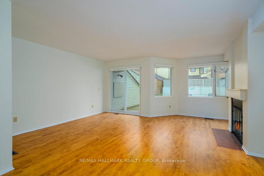 Photo 4 of 273 Bruyere Street, Ottawa, Lower Town — HOMEH