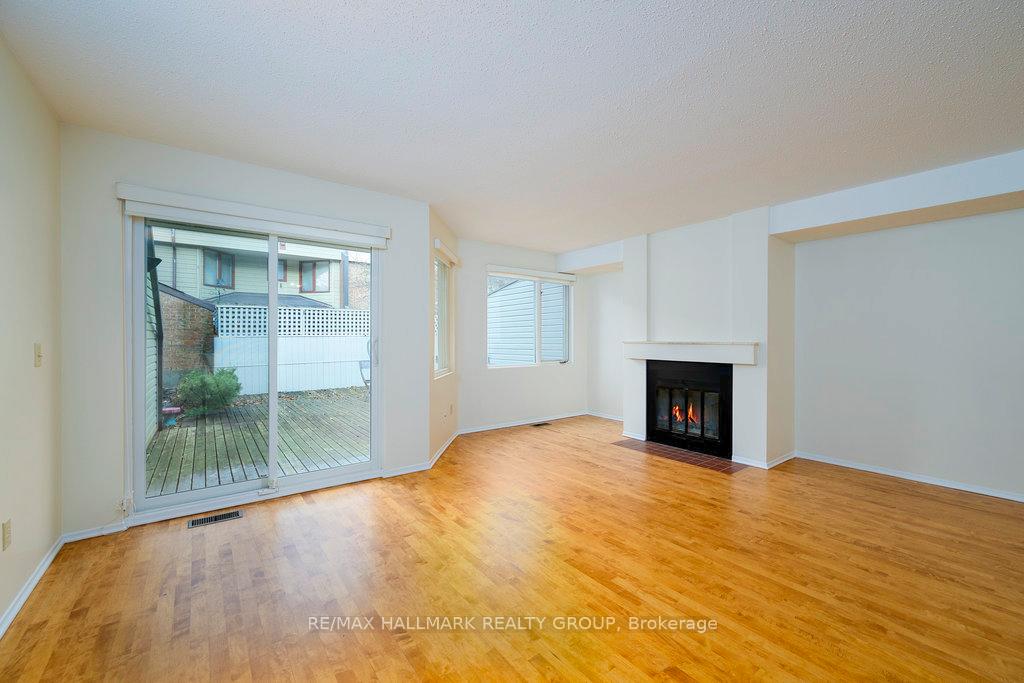 Photo 5 of 273 Bruyere Street, Ottawa, Lower Town — HOMEH