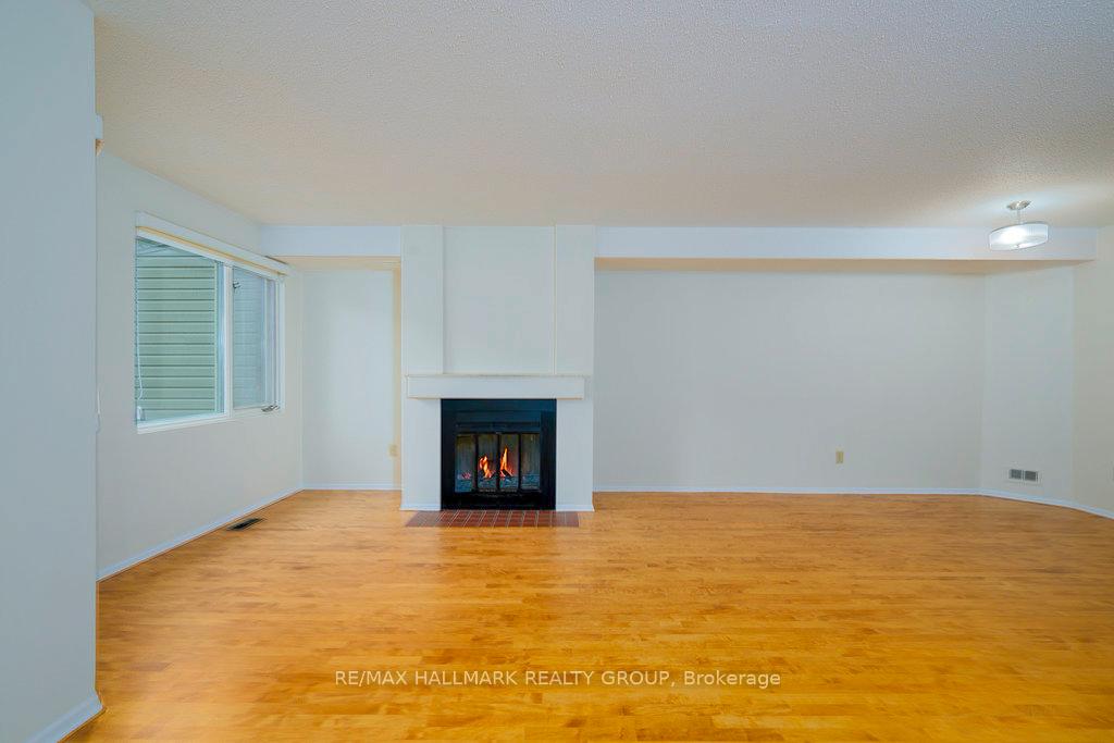 Photo 6 of 273 Bruyere Street, Ottawa, Lower Town — HOMEH