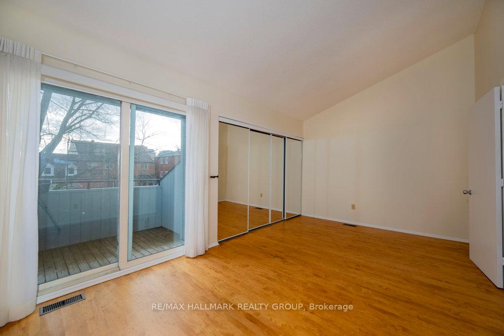 Photo 15 of 273 Bruyere Street, Ottawa, Lower Town — HOMEH