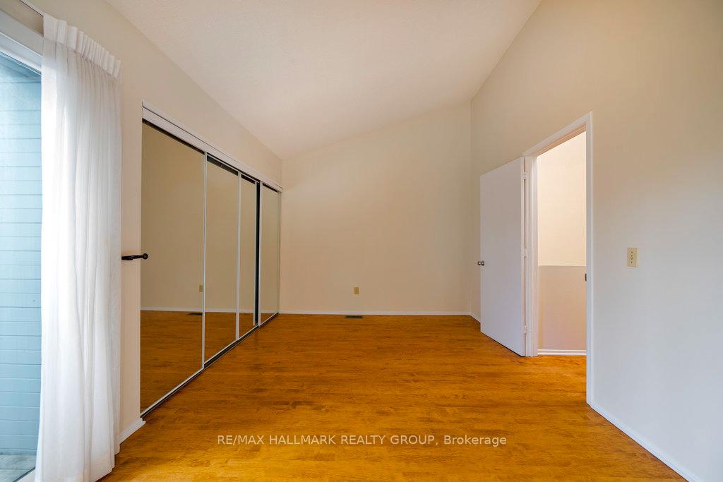 Photo 16 of 273 Bruyere Street, Ottawa, Lower Town — HOMEH
