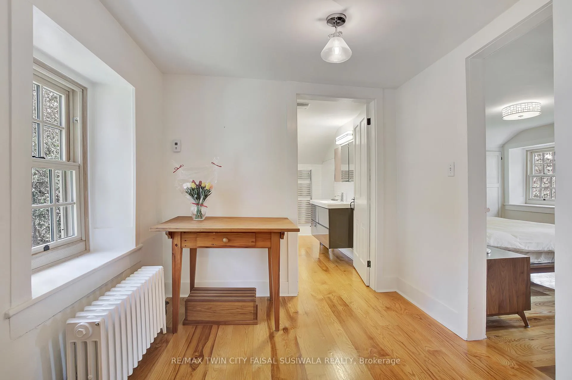 Photo 108 of 17 The Kirksway, Kitchener — HOMEH