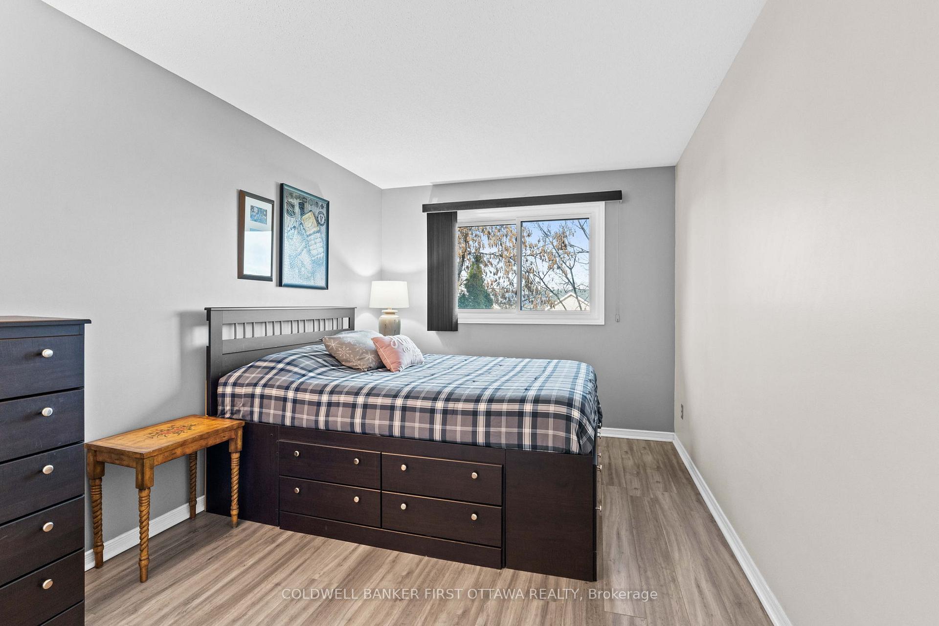 Photo 18 of 32 Royal Oak Court, Ottawa, Hunt Club Park/Greenboro — HOMEH