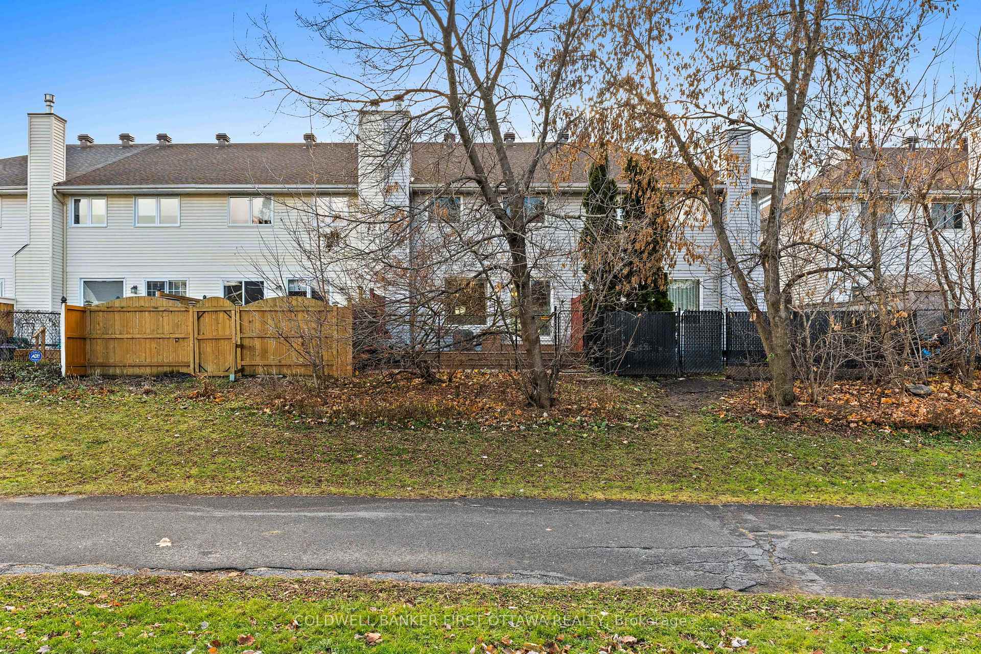 Photo 23 of 32 Royal Oak Court, Ottawa, Hunt Club Park/Greenboro — HOMEH