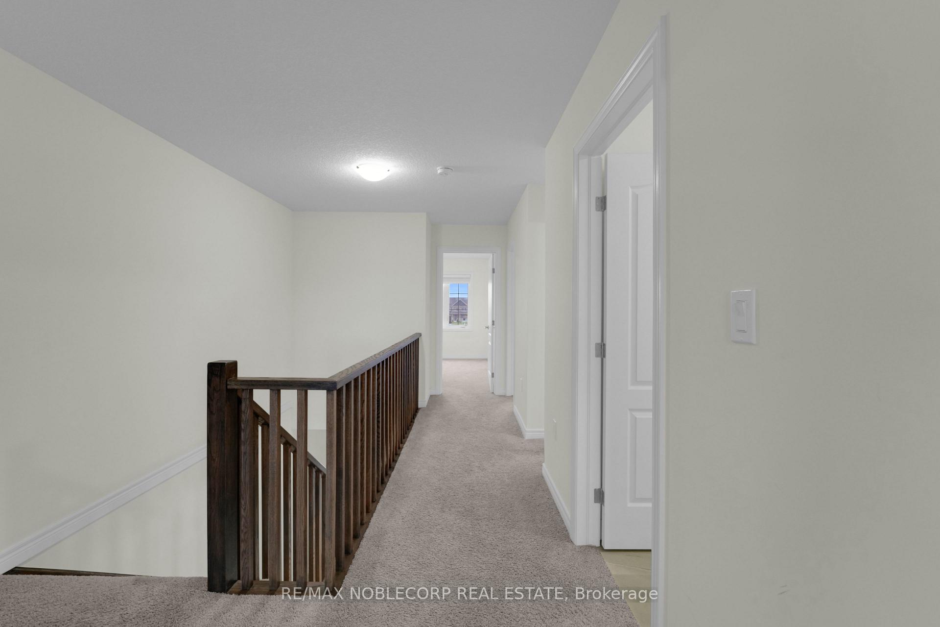 Photo 10 of 15 Lloyd Davis Way, Hamilton, Stripley — HOMEH
