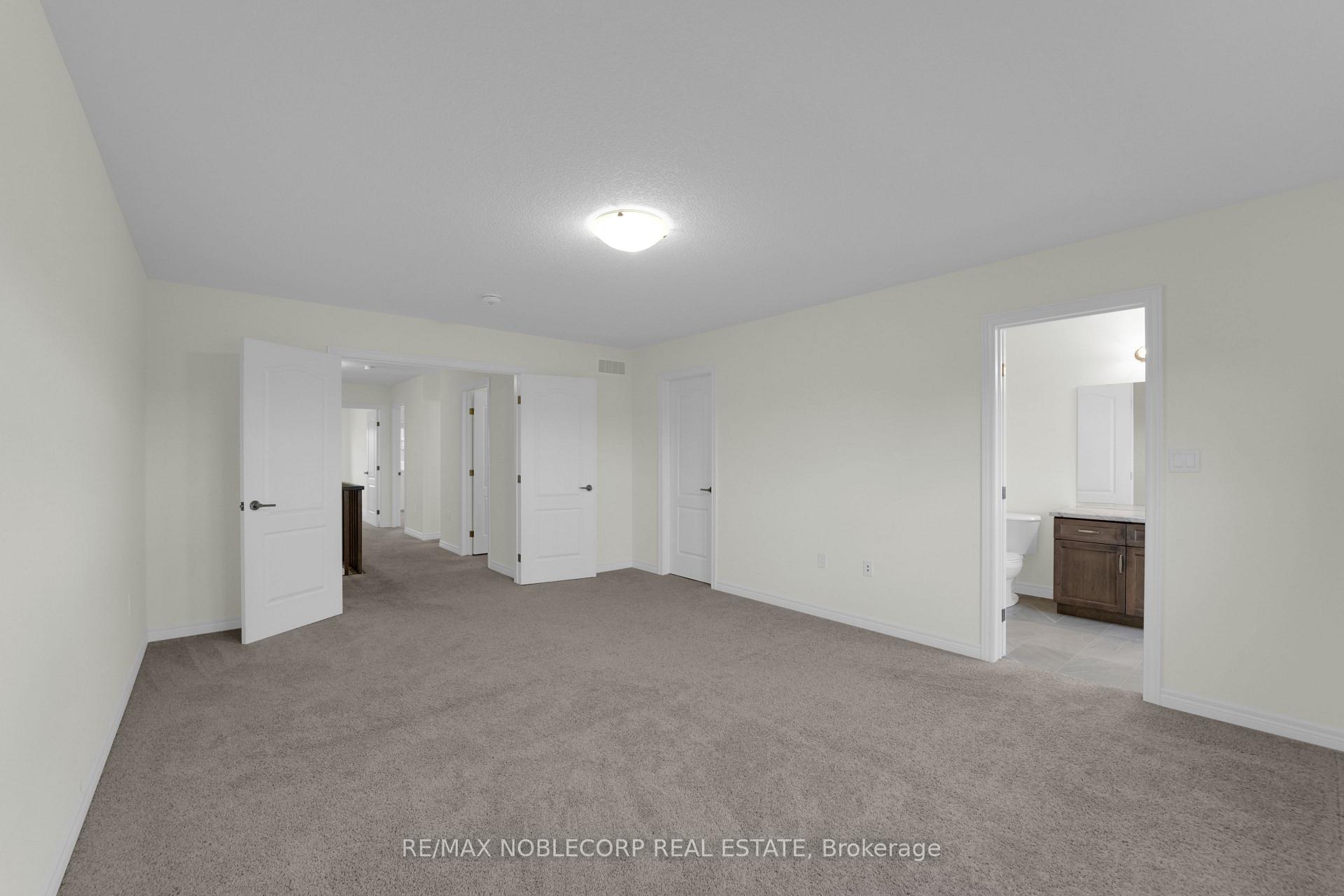 Photo 17 of 15 Lloyd Davis Way, Hamilton, Stripley — HOMEH
