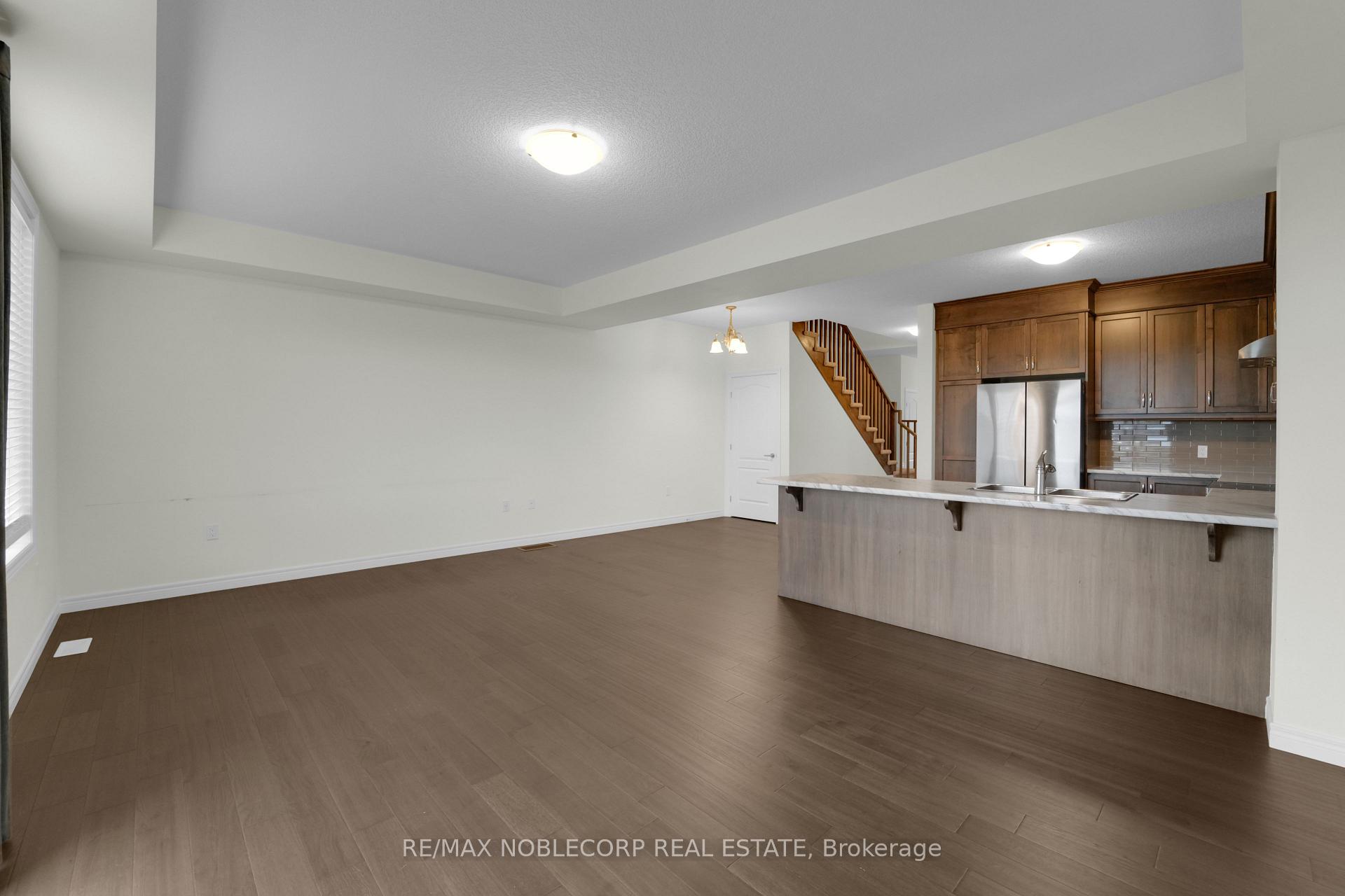 Photo 23 of 15 Lloyd Davis Way, Hamilton, Stripley — HOMEH