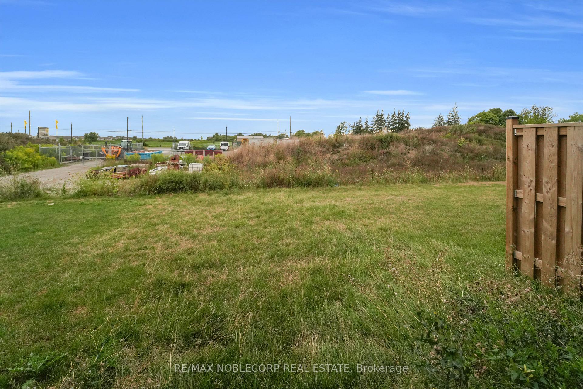 Photo 40 of 15 Lloyd Davis Way, Hamilton, Stripley — HOMEH