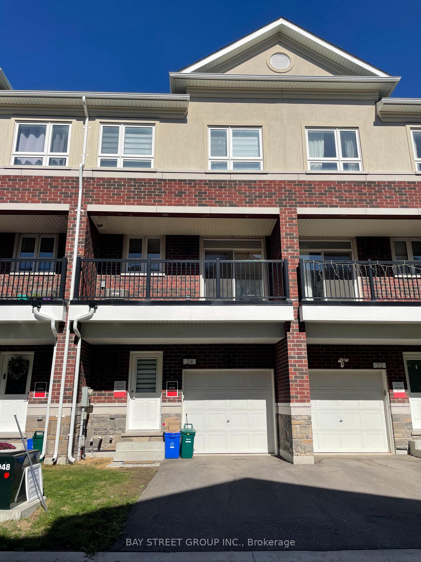 Photo 2 of 24 Imperial College Lane, Markham, Wismer — HOMEH