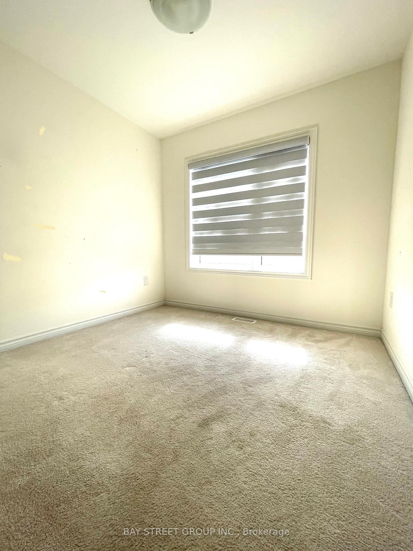 Photo 21 of 24 Imperial College Lane, Markham, Wismer — HOMEH