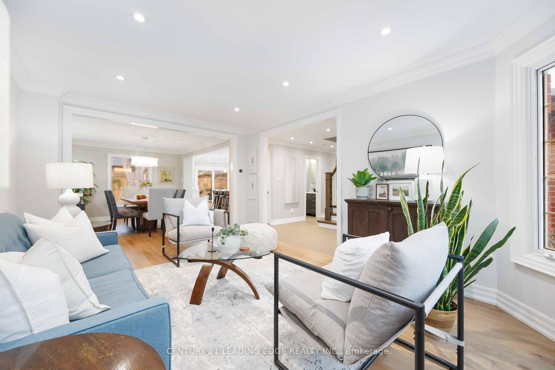 Photo 7 of 64 Lehman Crescent, Markham, Markham Village — HOMEH