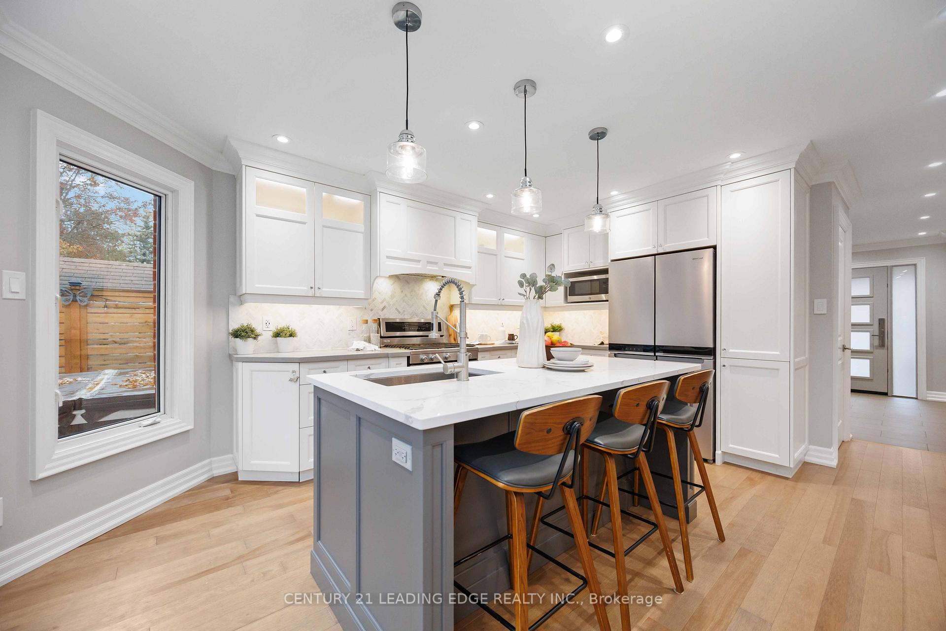 Photo 14 of 64 Lehman Crescent, Markham, Markham Village — HOMEH