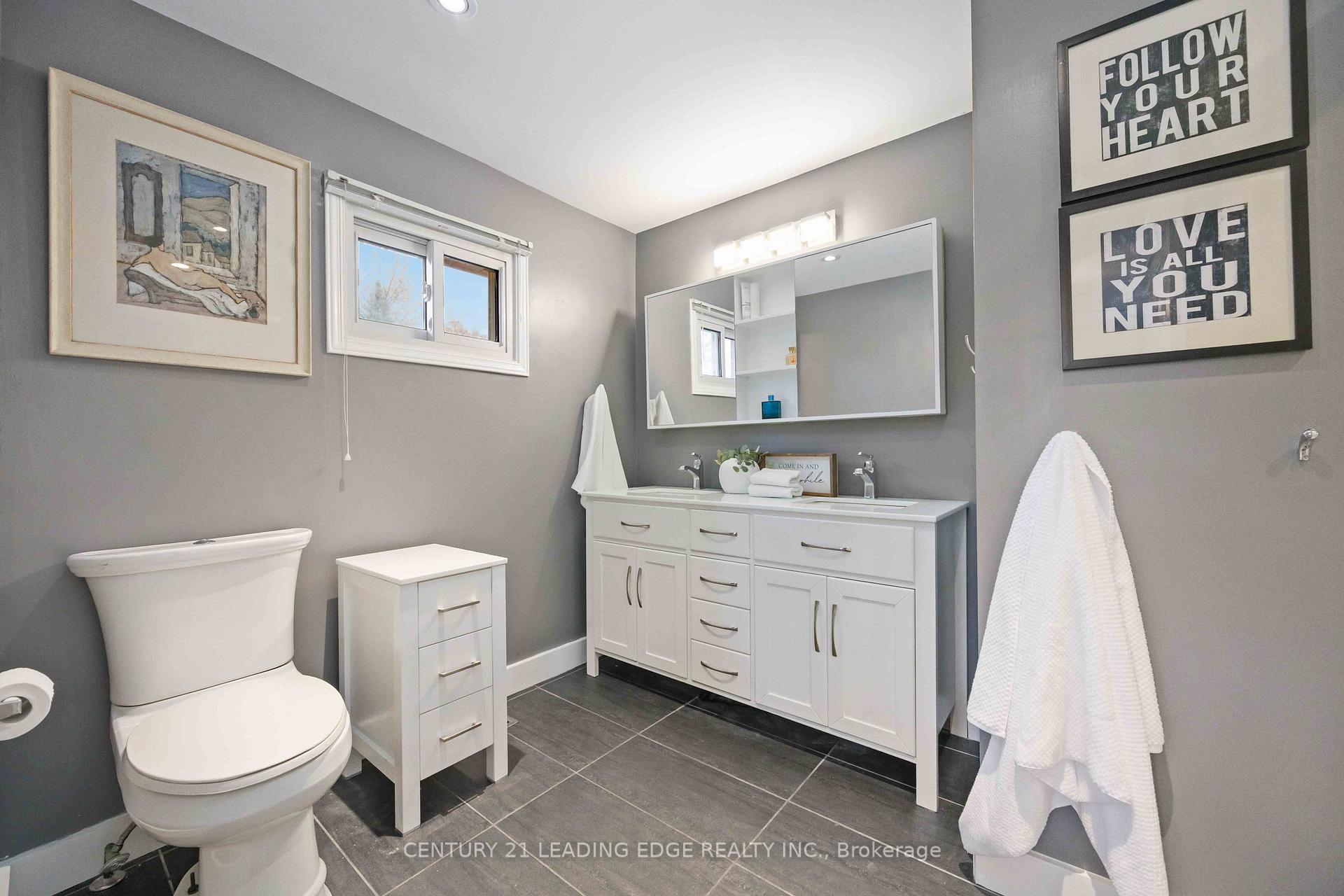 Photo 22 of 64 Lehman Crescent, Markham, Markham Village — HOMEH