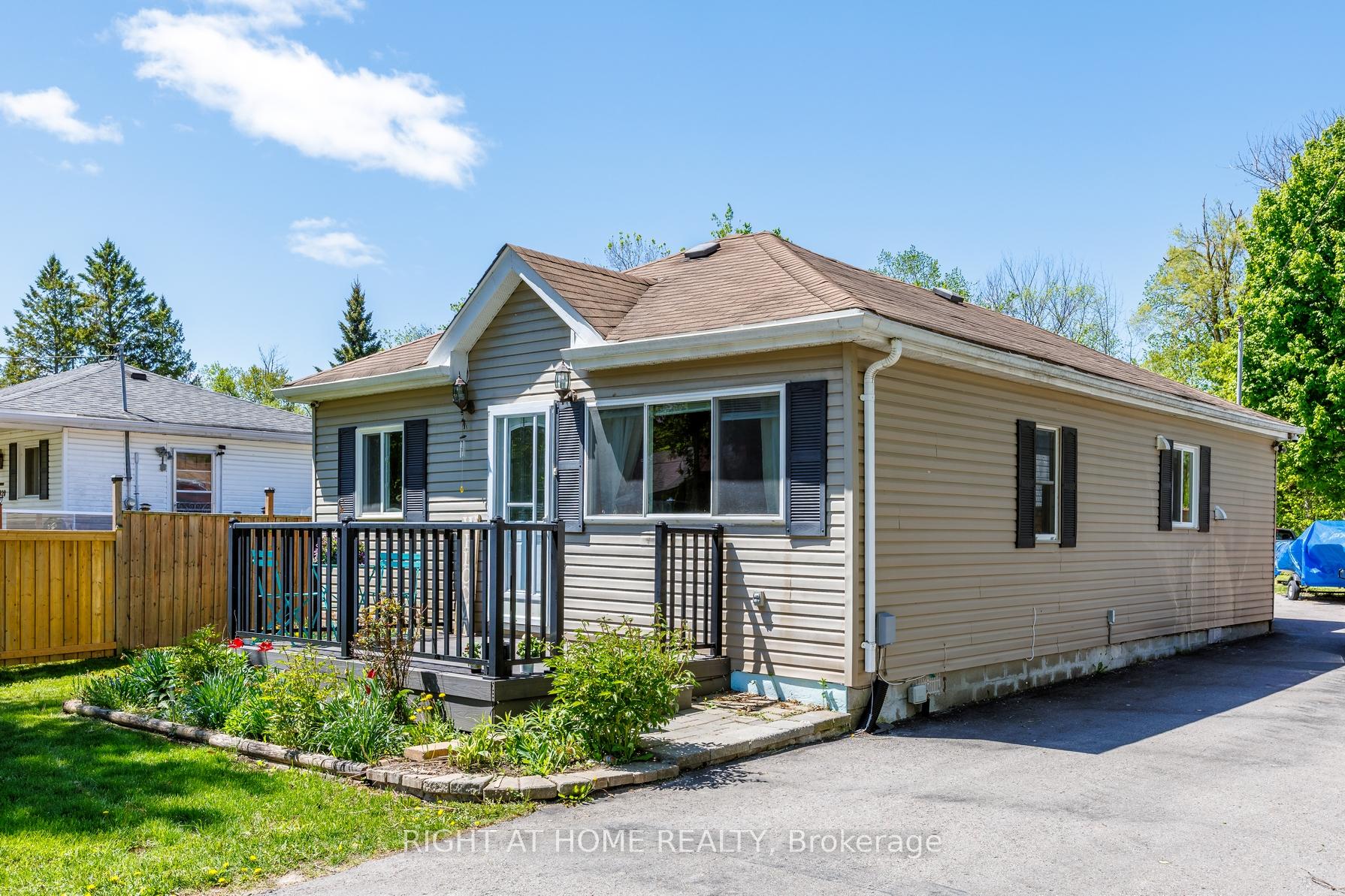 Front of 1024 Ferrier Avenue