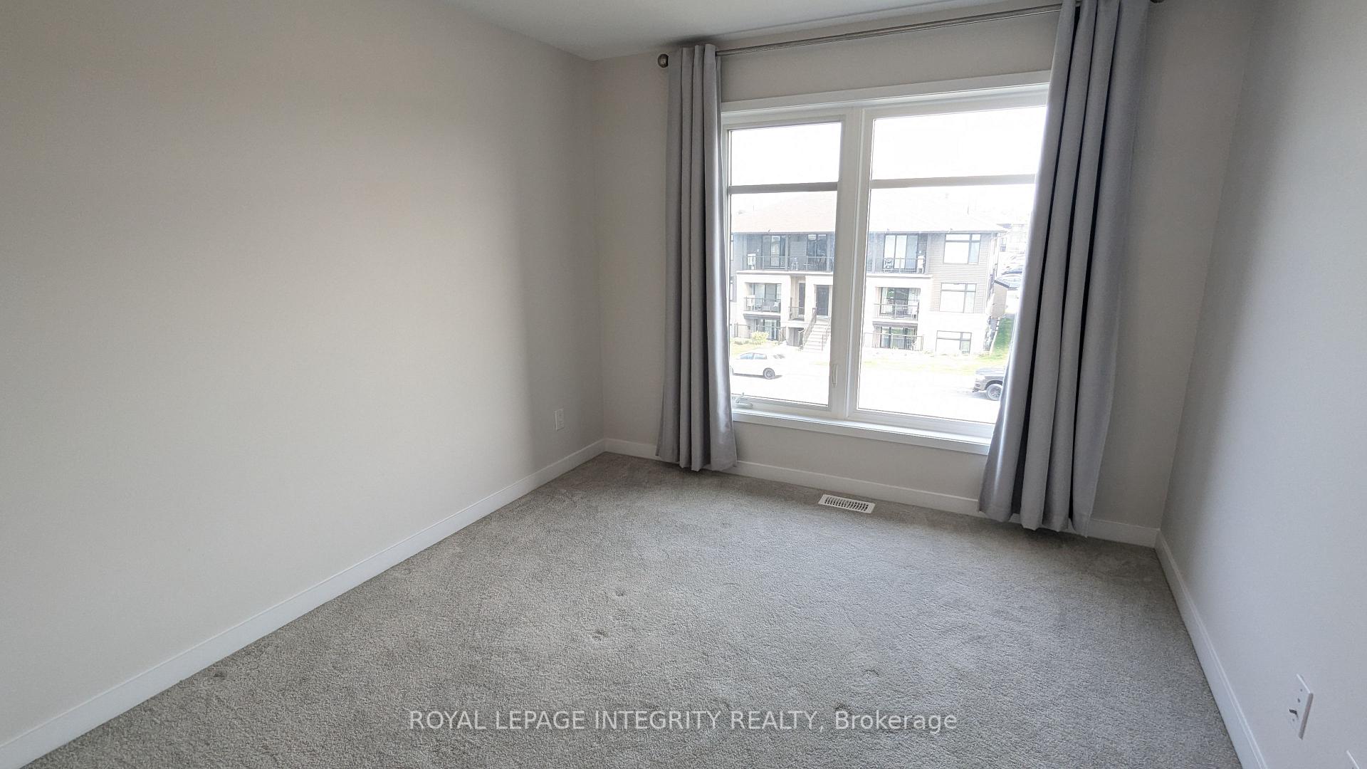 Photo 19 of 76 Franchise Private, Ottawa, Kanata - Emerald Meadows/Trailwest — HOMEH