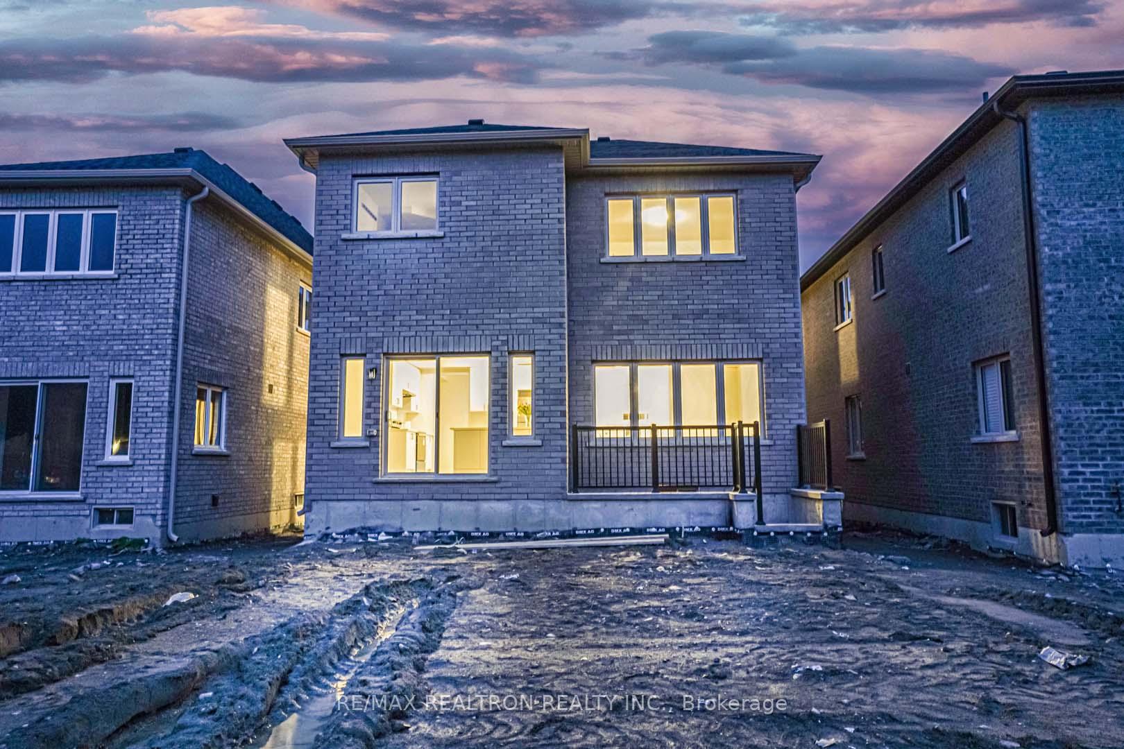 Photo 39 of 1502 Harker Street, Innisfil, Alcona — HOMEH