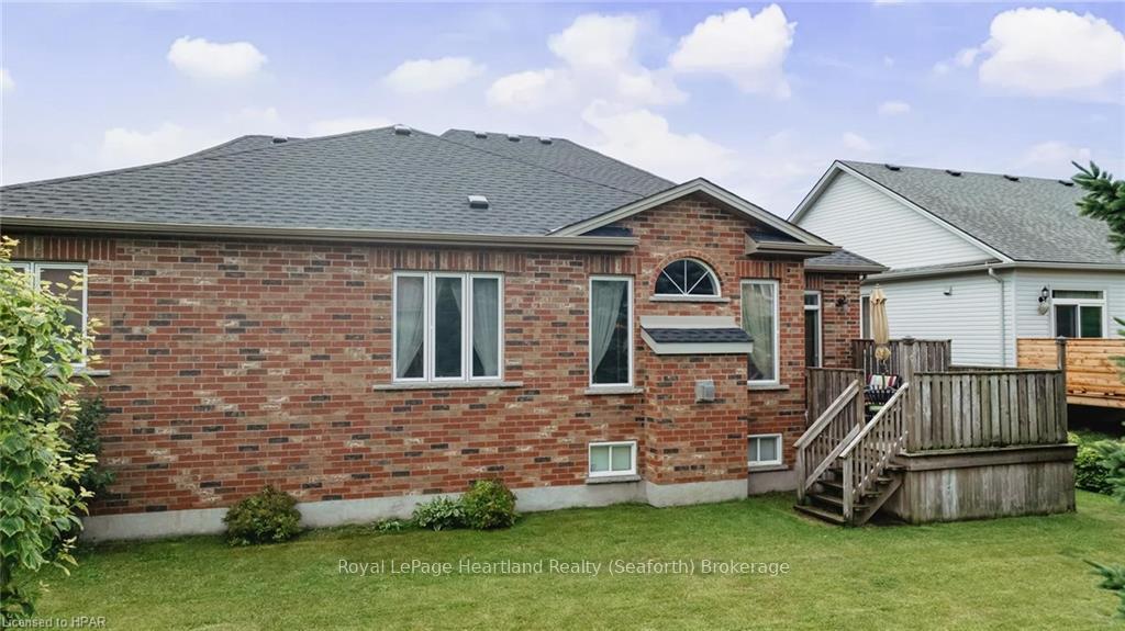 Photo 40 of 38 Stornoway Crescent, Huron East, Egmondville — HOMEH